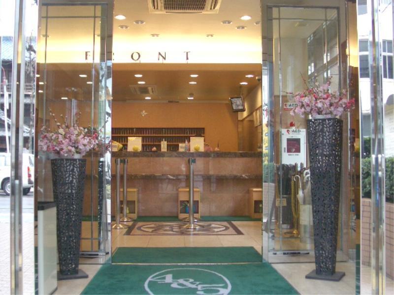 东横inn-名古屋站樱通口本馆 外观 照片
